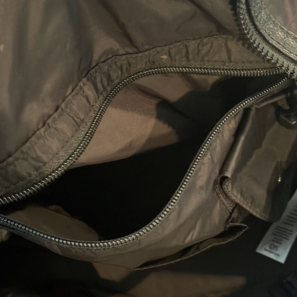 Fabletics 🔥sale🔥black blue and white athletic bag - Picture 12 of 16